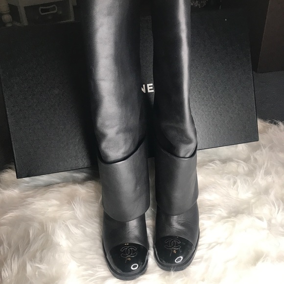 CHANEL | Shoes | Chanel 5b 215 